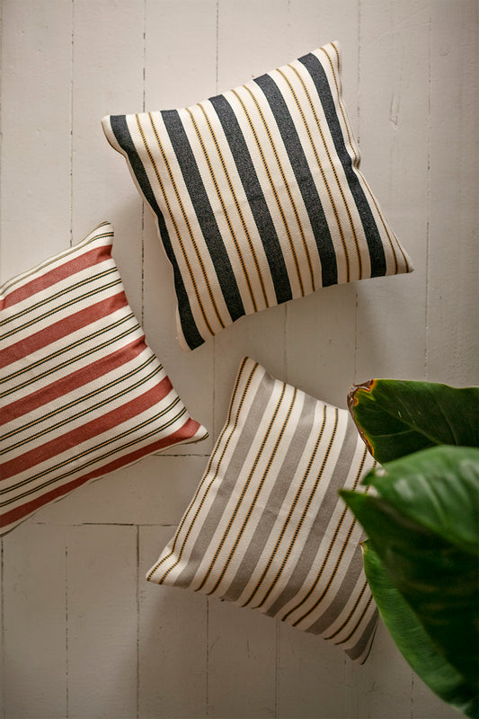 Leo & Viyon Striped Pillow Cover Covers