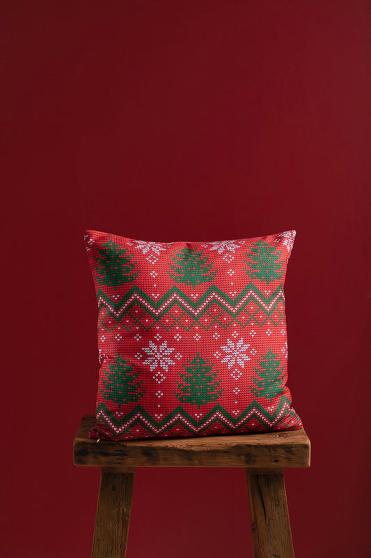 Christmas pillow cover with red pine tres and white snowflakes, 43x43cm 
